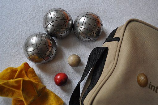 La pétanque, un véritable jeu de convivialité